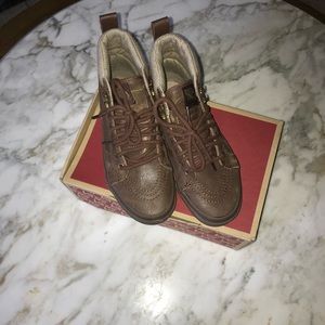 Vans SK8-HI MTE. (Leather vans hi tops)